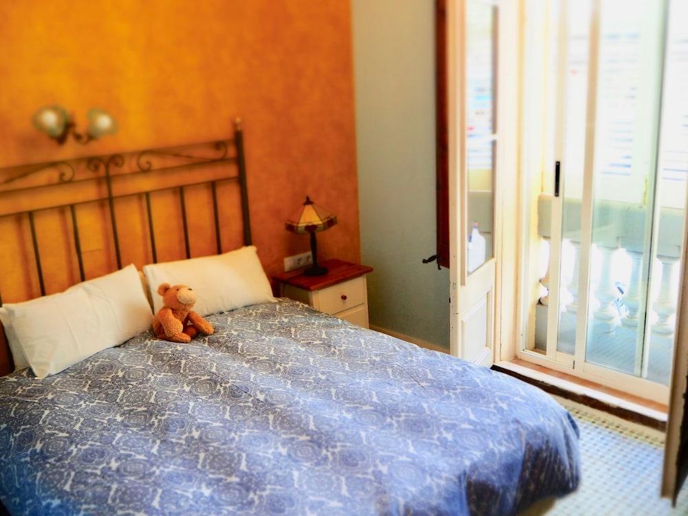 Privat Hotel Liberty Ситжес Екстериор снимка