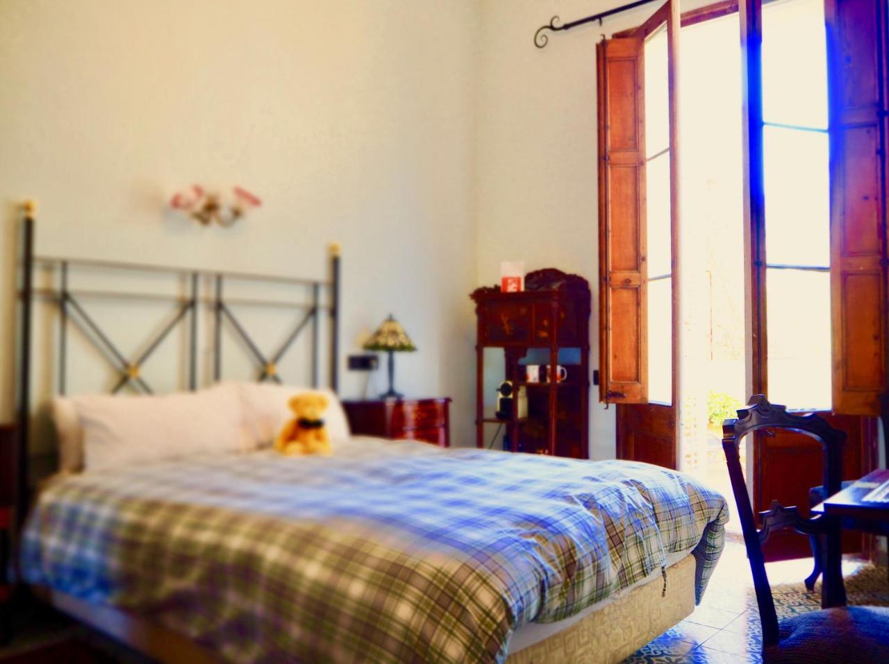 Privat Hotel Liberty Ситжес Екстериор снимка